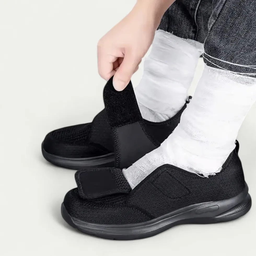 Comfortable Breathable Walking Shoes with Easy Touch Fastening - Image 3