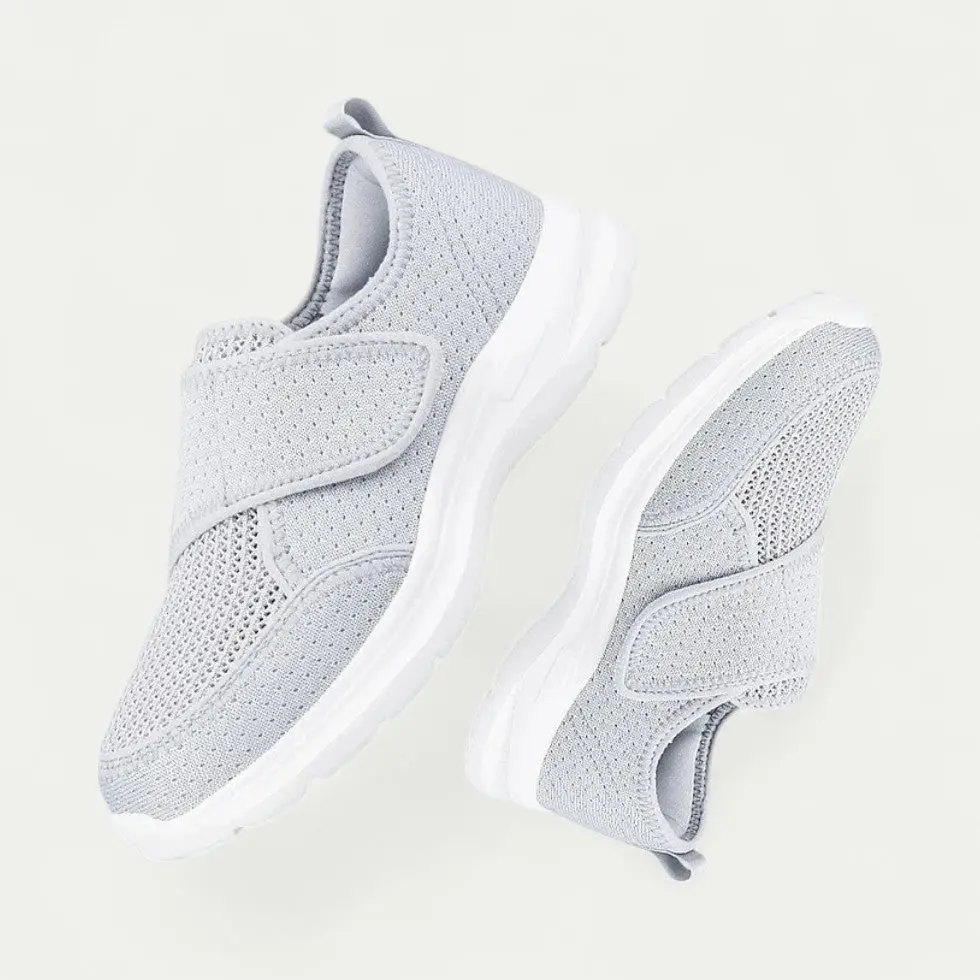 Comfortable Breathable Walking Shoes with Easy Touch Fastening - Image 7